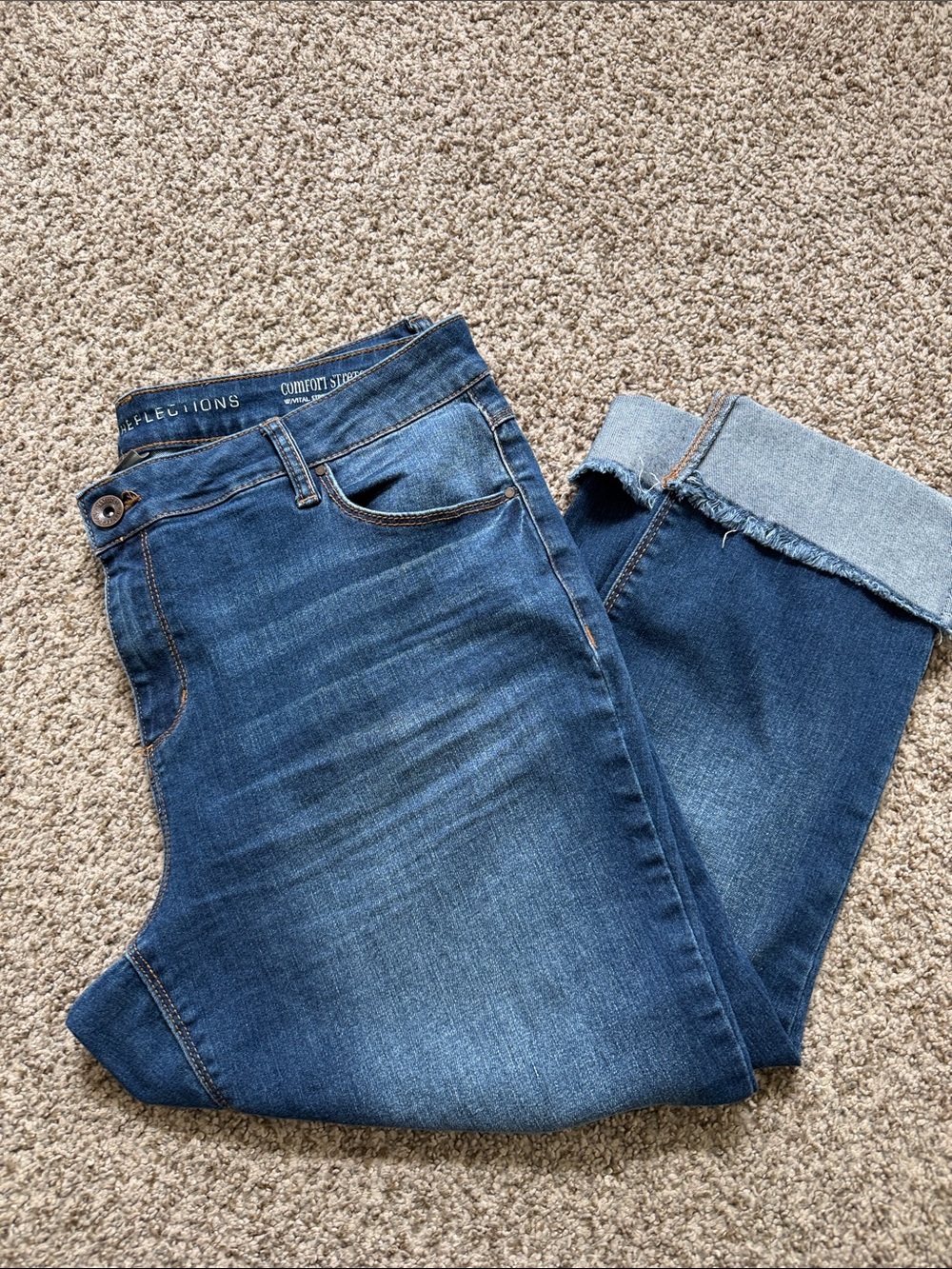 Natural Reflections Women Jean Capris